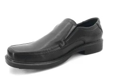 5 Model Sepatu Bata...