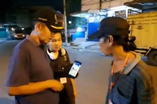 Gagal Takuti Warga,...