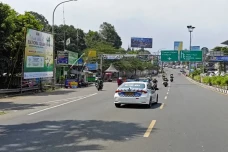 Polisi Berlakukan One...