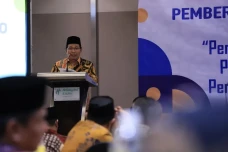 Tren Terus Positif,...