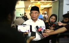 UKT Naik Tiba-Tiba,...
