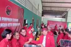 Siap Gantikan Gibran,...