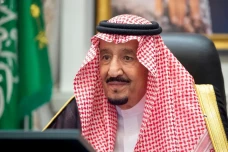 Raja Salman Idap Infeksi...