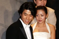 6 Artis Korea Menikah...