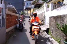 Penyaluran Bansos Langsung...