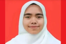 Kisah Siti Aisyah Mundur...
