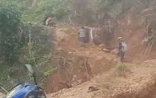 Akses ke Sekolah Masih...