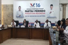 Dampingi Dominggus di...