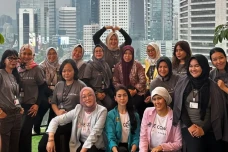 Wanita Dituntut Multitasking,...