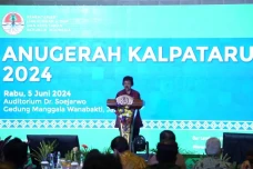 Daftar Lengkap 10 Penerima...