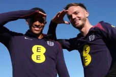 Gegara Raheem Sterling,...