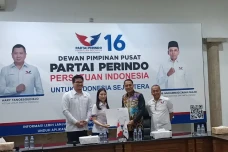 Perindo Dukung Eri Cahyadi...