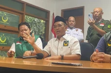 Persilakan Afriansyah...