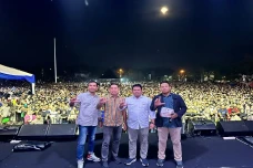 Edukasi Lewat Talkshow,...