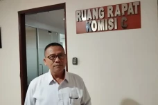 Preman Berkedok Tukang...