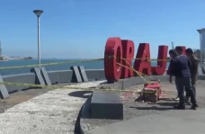 Remaja Tewas Tertimpa...