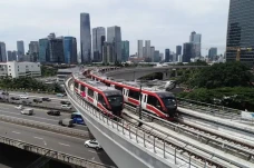 Integrasi LRT Jakarta...