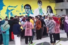 Gelar Unjuk Rasa, Tenaga...