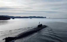 Rusia Kirim Kapal Selam...