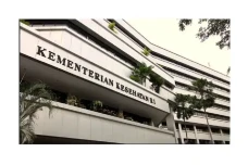 Bantah Hubungi Rektor...