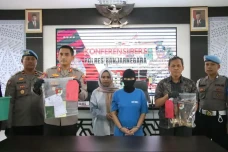 Malu Hamil Hasil Perselingkuhan,...