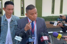 Jelang Putusan Sidang...