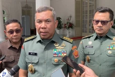 Lemhannas Ingatkan Keamanan...