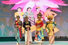 Komunitas Kebaya Menari...