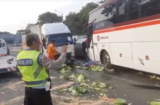 Kepolisian Selidiki...
