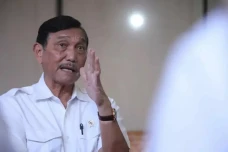 Luhut Turun Tangan Bereskan...