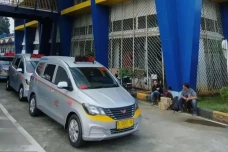 Angkot Bobrok di Depok...