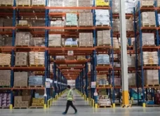 Proteksi Industri Hilir,...