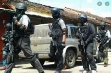 Densus 88 Bongkar Jaringan...