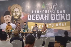Bedah Buku ISNU Jatim:...