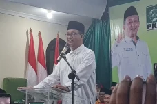 Hadiri Tasyakuran Harlah...