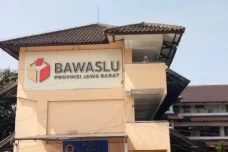 Bawaslu Jabar Bongkar...