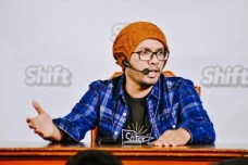 Profil Ustaz Hanan Attaki,...