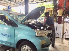 5 Tips Membeli Mobil...