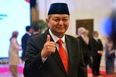 Daftar Komjen Pol Arbituren...