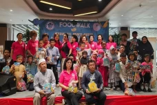 Peringati Hari Anak...