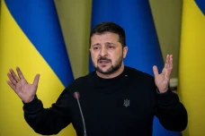 Peringkat Utang Ukraina...
