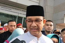 Renovasi Masjid Raya...