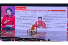 Megawati Waswas Lihat...