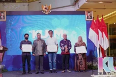 Dorong Geliat Ekonomi,...