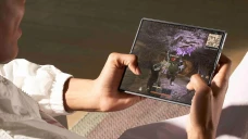 HP Lipat Dibuat Ngegame,...