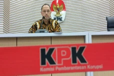 Gelar Penggeledahan...