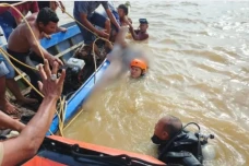 Tragis! 2 Remaja Tenggelam...