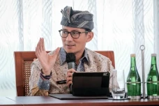 Kocong Bocah Rusia yang...