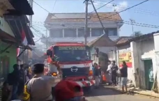 Ponpes Lirboyo Kebakaran,...