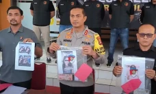 Promosikan Judi Online,...